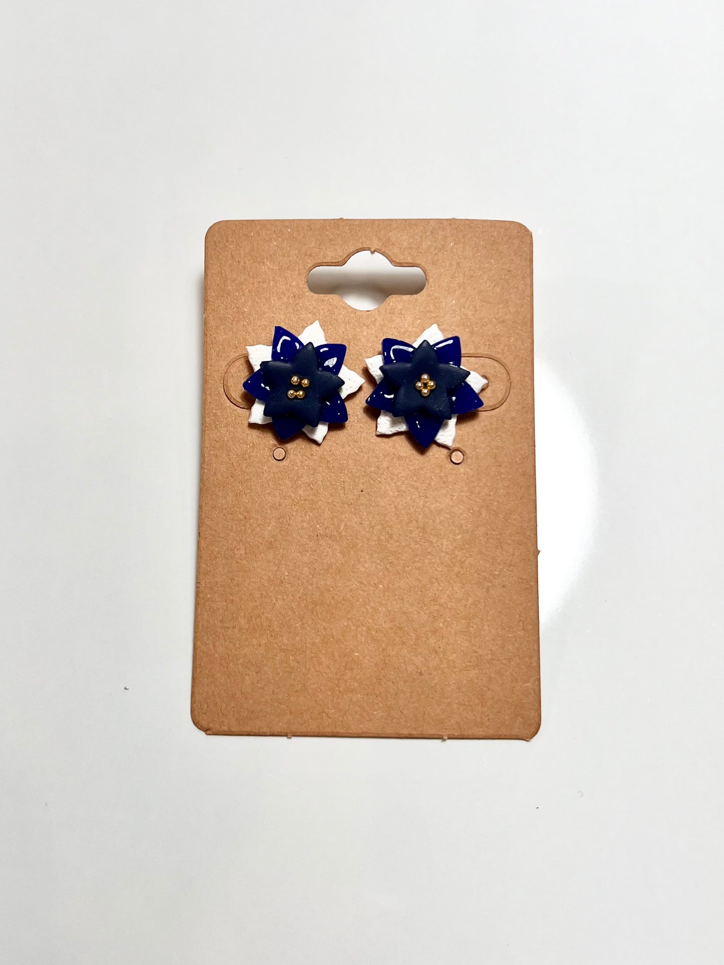 Poinsettia Studs